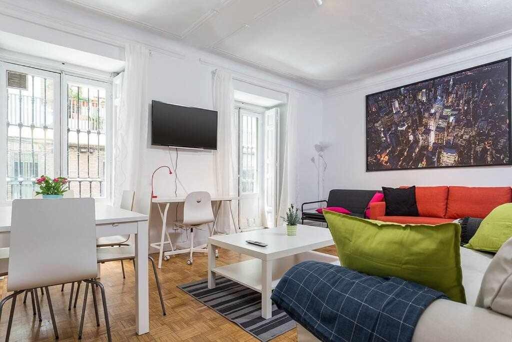 마드리드 Apartamento Confortable En Atocha 아파트 외부 사진
