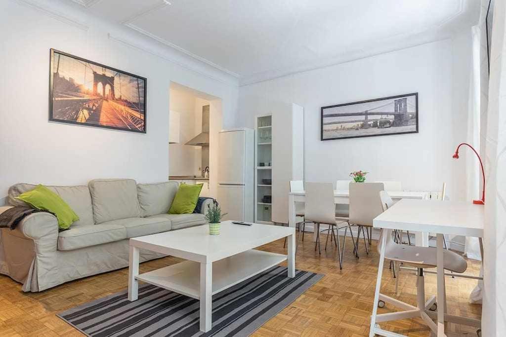 마드리드 Apartamento Confortable En Atocha 아파트 외부 사진